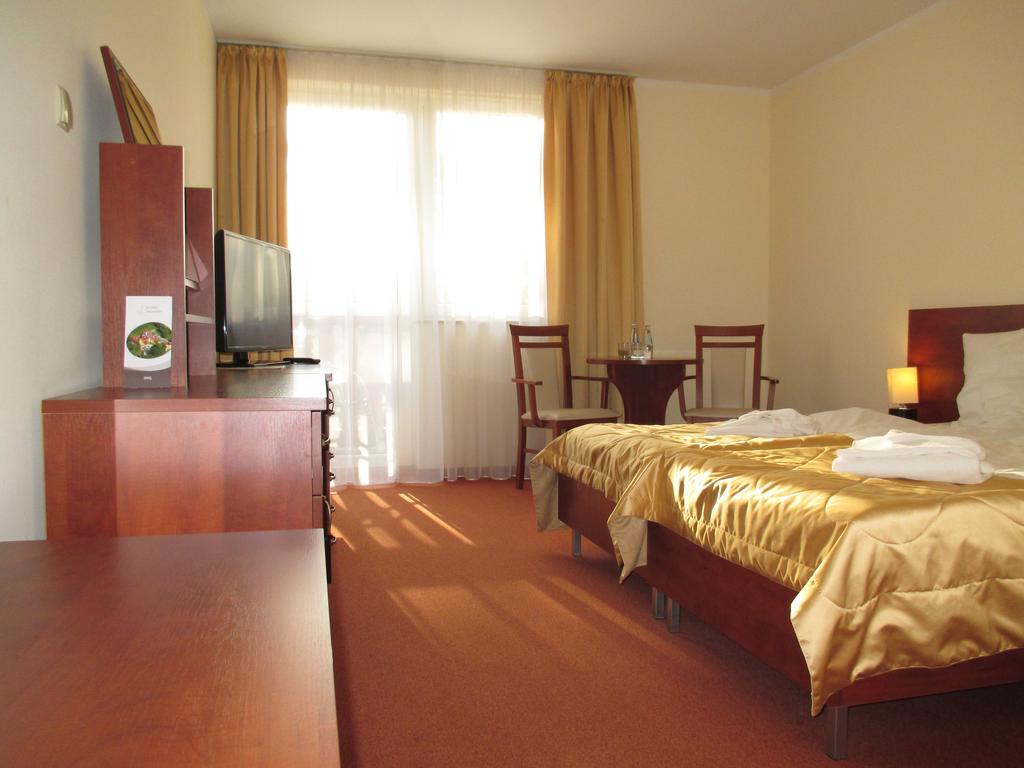 Klinika Mlodosci Medical Spa Hotel Swieradow-Zdroj Room photo